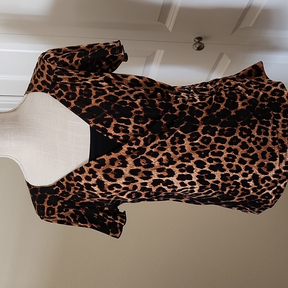 Notations Leopard Wrap Top Excellent Condition Sz S